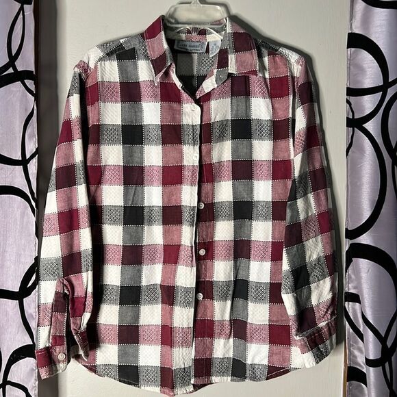Jane Ashley plaid long sleeve button down shirt, size medium - Picture 1 of 10
